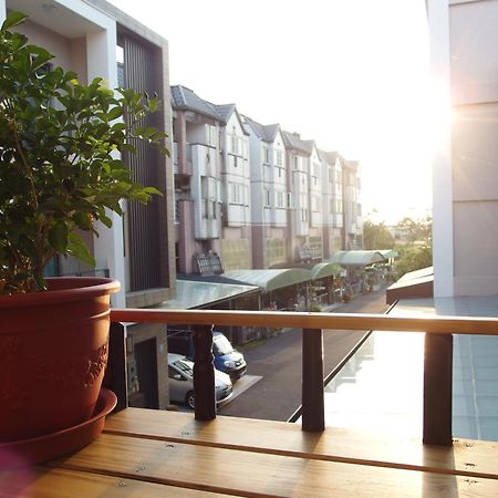 Happy Home B&B Уцзе Экстерьер фото